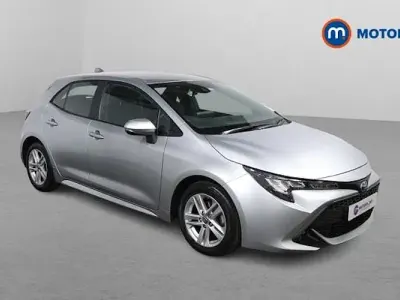 Used Toyota Corolla 122 HP (89 kW) 2022 Silver Hatchback