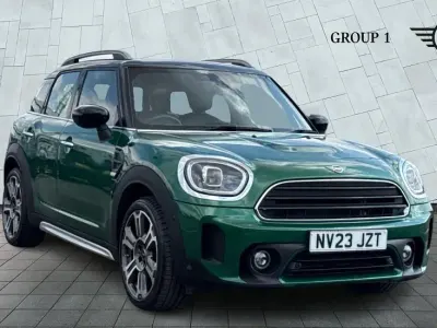 Used Mini Cooper Countryman Exclusive 134 HP (98 kW) 2023 British racing green iv SUV