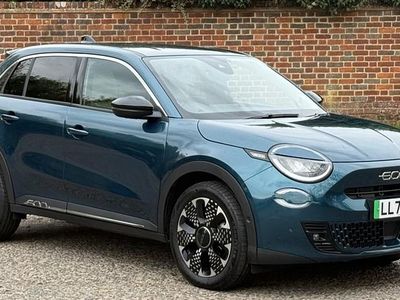 Used Fiat 600 La Prima 114 kW (156 HP) 2025 Green Hatchback