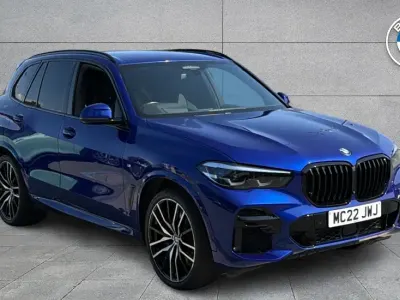 Used BMW X5 M Sport 335 HP (246 kW) 2022 Blue SUV