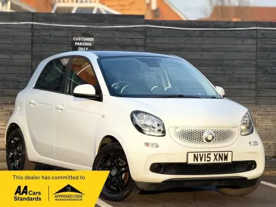Used Smart ForFour Prime 71 HP (52 kW) 2015 White Hatchback