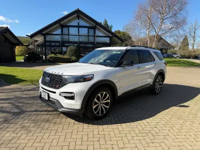 Used Ford Explorer ST 400 HP (294 kW) 2025 White SUV