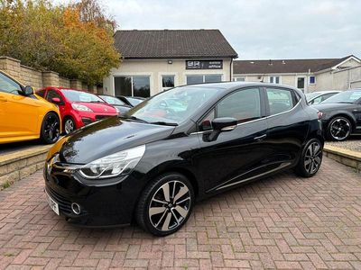Black Used 2015 Renault Clio IV Dynamique Hatchback | £9,495 (Fair price)