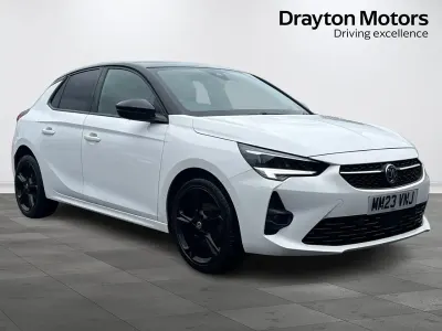 Begagnad Vauxhall Corsa S 100 HK (73 kW) 2023 Vit Halvkombi