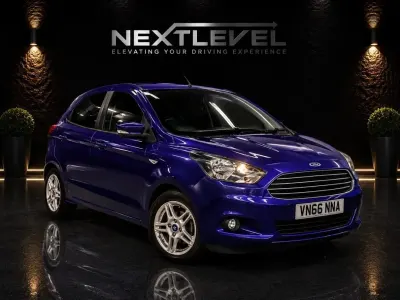 Usado Ford Ka Plus Zetec 2016 Azul Utilitario