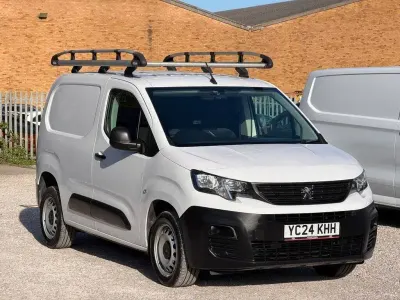 Used Peugeot Partner Premium 131 HP (96 kW) 2024 White MPV