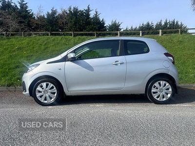 Used Peugeot 108 Active 68 HP (50 kW) 2015 Silver Hatchback