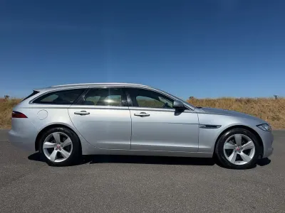 Used Jaguar XF Sportbrake Portfolio 240 HP (176 kW) 2019 Silver Estate