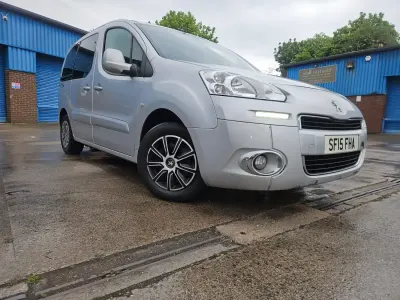 Second-hand Peugeot TePee S 2015 Argintiu Monovolum