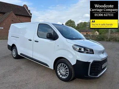 Used Toyota Proace 145 HP (106 kW) 2024 White MPV