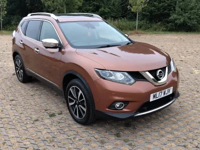 Used Nissan X-Trail Tekna 130 HP (95 kW) 2017 Orange SUV