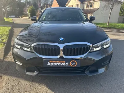 Begagnad BMW 330e Sport Line 2020 Svart Sedan