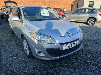 Used Renault Mégane 130 HP (95 kW) 2012 Silver Hatchback
