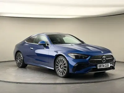 Käytetty Mercedes CLE450 AMG line 2023 Sininen Coupe - kaksiovinen