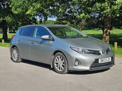 Used Toyota Auris