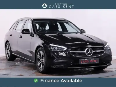 Usado Mercedes C200 204 HP (150 kW) 2022 Preto Carrinha