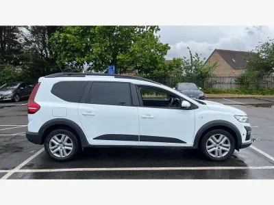 Used Dacia Jogger Comfort 2022 White MPV