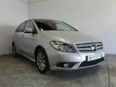 Used Mercedes B180 SE 109 HP (80 kW) 2014 Silver Hatchback
