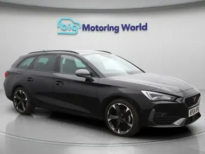 Usado Cupra Leon 150 CV (110 kW) 2024 Negro Familiar