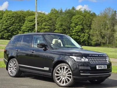 Used Land Rover Range Rover Vogue SE 339 HP (249 kW) 2016 Black SUV