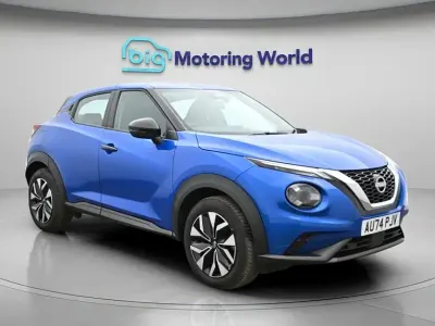 Używany Nissan Juke Acenta Premium 114 KM (83 kW) 2024 Niebieski SUV