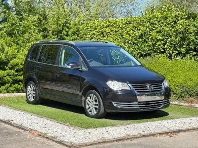 Begagnad VW Touran SE 138 HK (101 kW) 2007 Svart Minibuss
