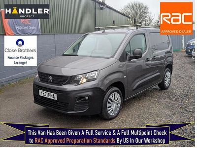 Used Peugeot Partner Premium 100 HP (73 kW) 2021 Grey MPV