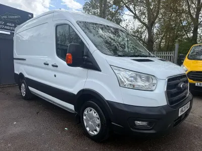 Usado Ford Transit Trend 130 CV (95 kW) 2020 Blanco Van