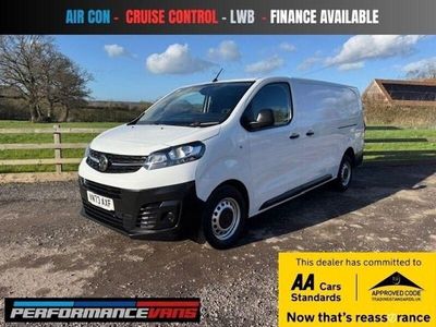 Used Vauxhall Vivaro 100 HP (73 kW) 2023 White MPV