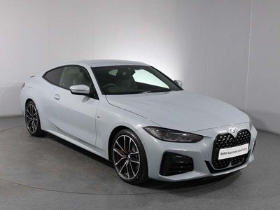 Begagnad BMW M440 Comfort Edition 335 HK (246 kW) 2022 Grå Sedan