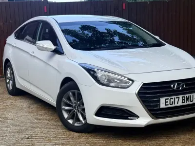 Used Hyundai i40 139 HP (102 kW) 2017 White Sedan