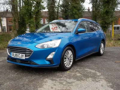 Used Ford Focus Titanium 120 HP (88 kW) 2019 Blue Estate