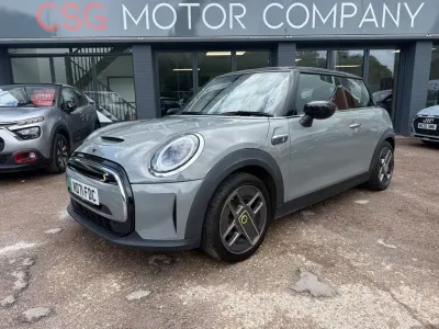 Begagnad Mini Cooper S Hatch 135 kW (184 HK) 2021 Grå Halvkombi