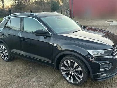 Black Used 2019 VW T-Roc R-line SUV | £16,699 (Fair price)