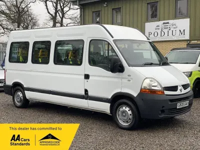 Begagnad Renault Master 2009 Vit Sedan