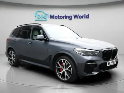 Używany BMW X5 M Sport 286 KM (210 kW) 2022 Szary SUV