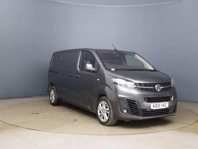 Used Vauxhall Vivaro Elite 180 HP (132 kW) 2019 Grey MPV