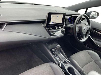Used Toyota Corolla Design 120 HP (88 kW) 2022 Black Estate