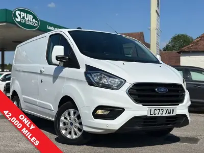 Used Ford Transit Custom Limited 130 HP (95 kW) 2023 White Van