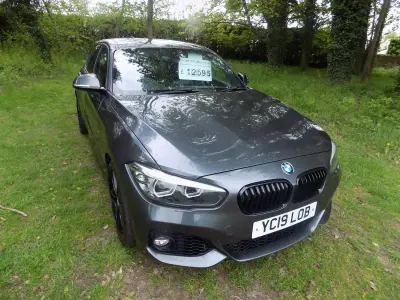 Usado BMW 118 M Sport 2019 Cinzento Citadino