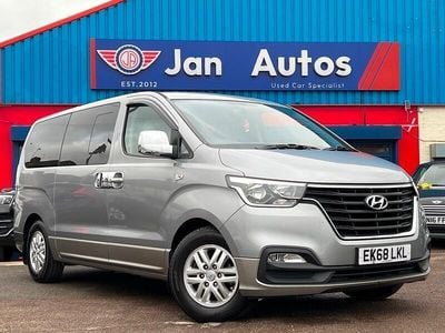 Used Hyundai I800 SE 2018 Silver MPV