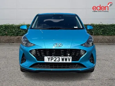 Used Hyundai i10 Premium 67 HP (49 kW) 2023 Blue Hatchback