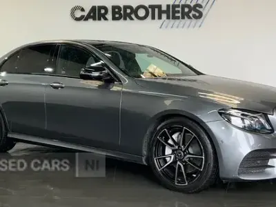 Usado Mercedes E300