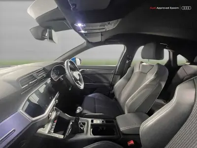 Używany Audi Q3 S-Line 150 KM (110 kW) 2022 Niebieski SUV