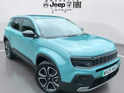 Begagnad Jeep Avenger Summit 114 kW (156 HK) 2024 SUV