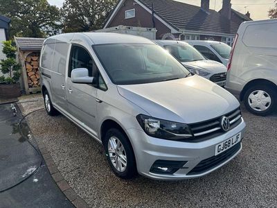 Used VW Caddy Maxi Highline 102 HP (75 kW) 2018 Silver MPV