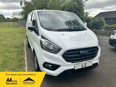 Used Ford Transit Custom Limited 130 HP (95 kW) 2023 White Van