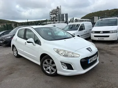 Used Peugeot 308 Active 2013 White Hatchback