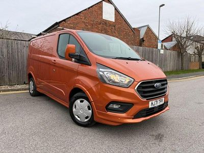 Used Ford Transit Custom Limited 130 HP (95 kW) 2021 Orange Van