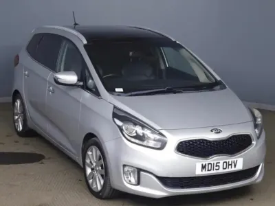 Used Kia Carens 2015 Silver MPV